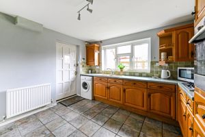 Kitchen- click for photo gallery